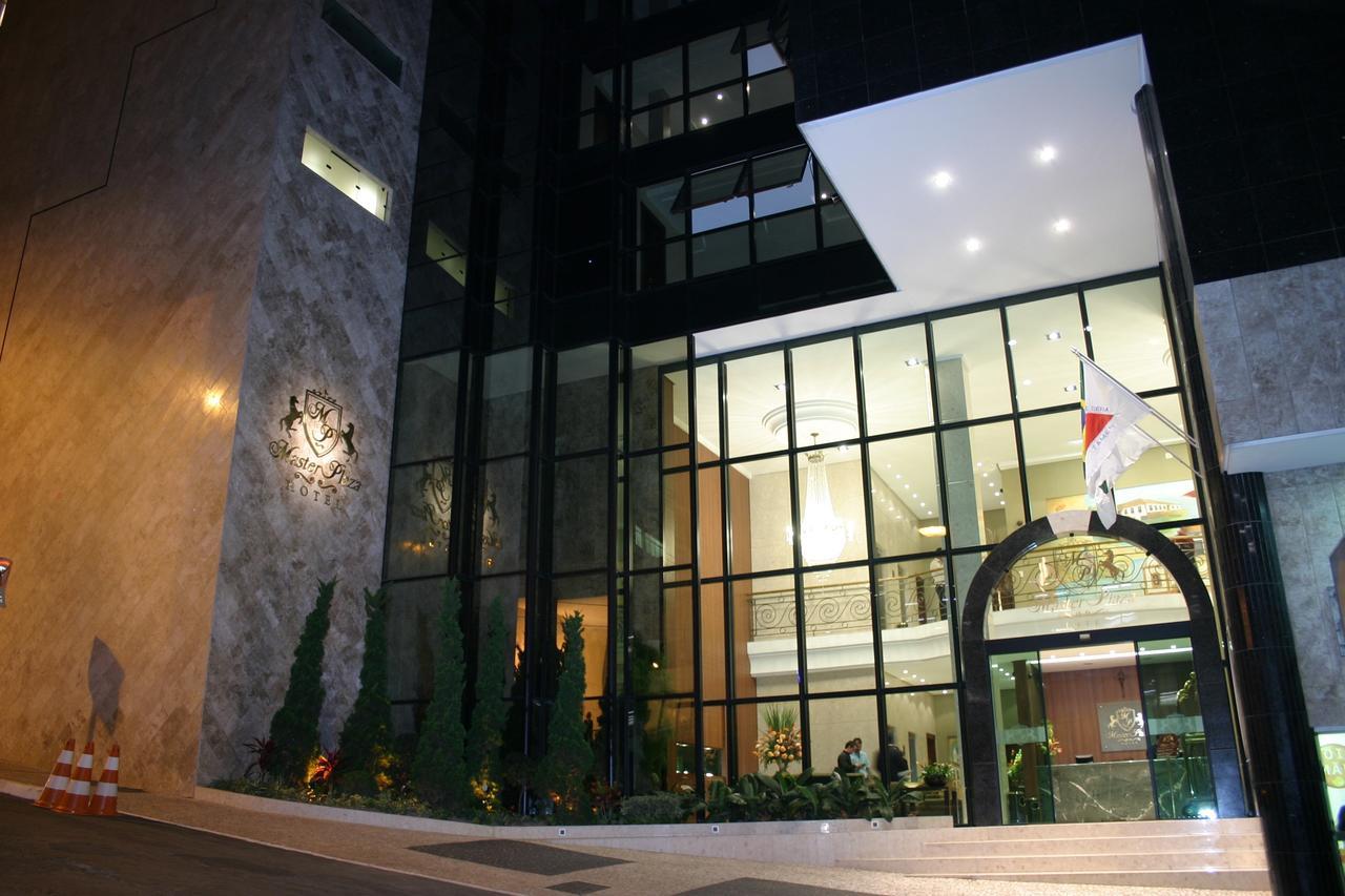 ברבסנה Master Plaza Hotel מראה חיצוני תמונה